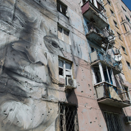 Uno de los edificios afectados por los disparos en Avdiivka / TERESA SUÁREZ