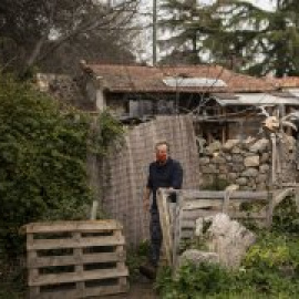 Navalquejigo, la aldea repoblada de la sierra de Madrid amenazada por el desalojo