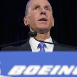 El consejero delegado de Boeing dimite por la crisis del 737 MAX