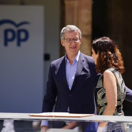 Alberto Núñez Feijóo e Isabel Díaz Ayuso, durante un acto en Salamanca celebrado en julio.