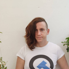 Juani Bermejo-Vega con camiseta del congreso Q-Turn, que ella coorganiza y que tendrá lugar a final de noviembre.