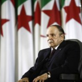 Bouteflika dimite como presidente de Argelia tras 20 años en el poder