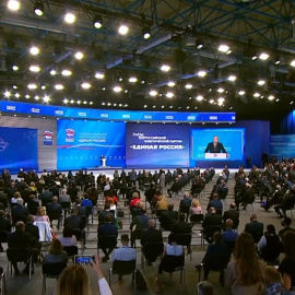 El partido del Kremlin alcanza mayoría de dos tercios de escaños en la Duma