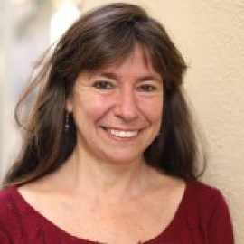 Yayo Herrero: "Cuando se le corta la luz a la gente que no puede pagar, se hace un reparto autoritario de la energía"