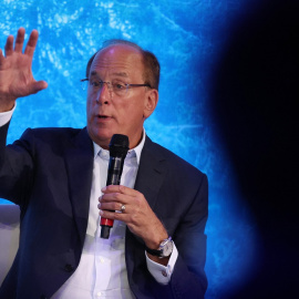 El CEO de BlackRock, Larry Fink, habla durante la apertura de la Clinton Global Initiative (CGI), celebrada en Nueva York en septiembre de 2022