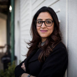 La ingeniera Sarra Arbaoui en el Centro Nacional de Biotecnología en Madrid. AGENCIA SINC/ Olmo Calvo