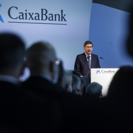El presidente de Caixabank, Jose Ignacio Goirigolzarri, durante su inervención en la junta  de accionistas de la entidad, en Valencia. E.P./Rober Solsona