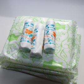 Imagen de varias compresas y tampones.