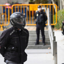 25/11/2020.-El exchófer de la familia Bárcenas, Sergio Ríos, a su salida de la Audiencia Nacional.