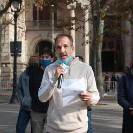 L'activista procànnabic Albert TIó en una roda de premsa dies abans d'entrar a la presó.