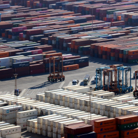 2022 - Zona de contenidors al Port de Barcelona.