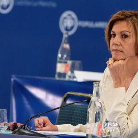 María Dolores de Cospedal durante la Junta Directiva Regional del PP de Castilla-La Mancha donde ha anunciado su candidatura para presidir el partido. / EFE