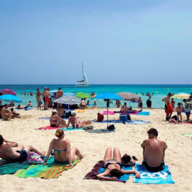 Vista de la playa de Punta Prima, en el municipio de Sant Lluís, Menorca. /EFE