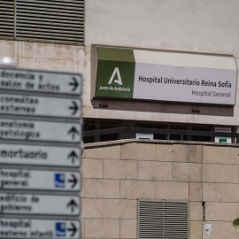 Fachada del Hospital Reina Sofía de Córdoba. EFE/ Rafa Alcaide