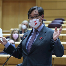 El ministro de Sanidad Salvador, durante la sesión de control en el Pleno del Senado, esta tarde en Madrid.