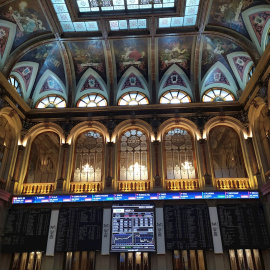 Patio de negociación de la Bolsa de Madrid. EFE/Vega Alonso Del Val