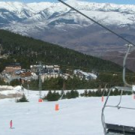 El sec hivern obre el debat sobre el futur i la sostenibilitat de les estacions d'esquí catalanes