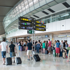 Interior del aeropuerto de Valencia.