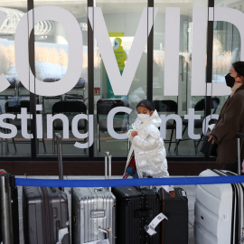 Colas en el aeropuerto de Incheon, Corea del Sur, donde también se está sometiendo a los viajeros procedentes de China a medidas del covid-19