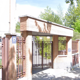 Sede de Izquierda Unida en la calle Olimpo.