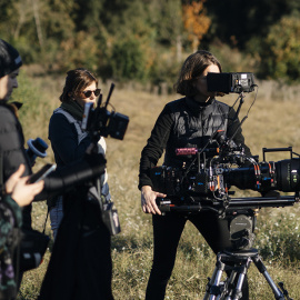 La campanya es completa amb una sèrie fotogràfica de l’artista berguedana Tanit Plana