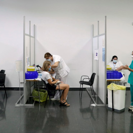 Aspecto del centro de vacunación de La Farga, en L'Hospitalet (Barcelona).