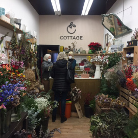 Interior de la floristería Cottage, en Barcelona.