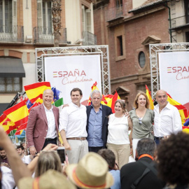 Albert Rivera, Mario Vargas Llosa y Javier Imbroda, entre otros participantes en el segundo acto de España Ciudadana en Málaga / EFE