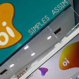 El logo de la operadora brasileña OI en una tienda en Sao Paulo. REUTERS