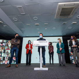 Pere Aragonès envoltat d'alguns dels principals candidats d'Esquerra per les pròximes eleccions del 14-F.