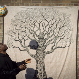 Un dels joves futbolistes que han participat en el projecte.
