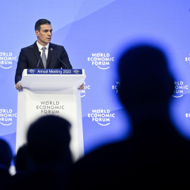 El presidente del Gobierno, Pedro Sánchez, durante su intervención este martes en el encuentro anual del Foro Mundial de Davos (Suiza).