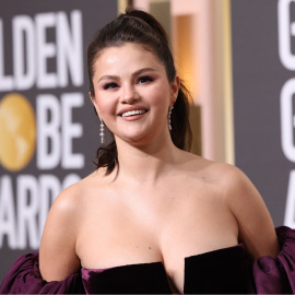 Selena Gómez en la gala de los Globos de Oro, en la que estaba nominada por su papel en la serie 'Solo asesinatos en el edificio'