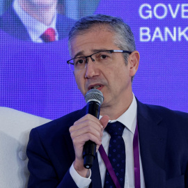 El exgobernador del Banco de España, Pablo Hernández de Cos, en una imagen de archivo de un acto en Hong Kong en noviembre de 2023. REUTERS/Tyrone Siu