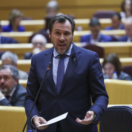 El ministre de Transports i Mobilitat Sostenible, Óscar Puente, intervé en la sessió de control al Senat celebrada aquest dimarts a Madrid