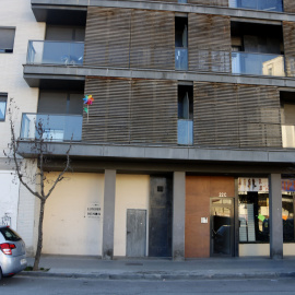 El número 22 del carrer Noguera Pallaresa de Balaguer on va aparèixer la dona morta