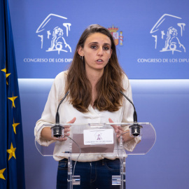 24/09/2021.- La diputada de Unidas Podemos en el Congreso, Lucía Muñoz, ofrece una rueda de prensa en el Congreso de los Diputados. Alejandro Martínez Vélez / Europa Press
