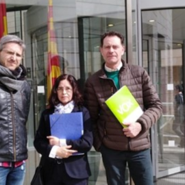 El presidente de Vox en Lleida, José Antonio Ortiz Cambray (a la derecha). / EUROPA PRESS