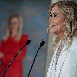 La expresidenta de la Comunidad de Madrid Cristina Cifuentes interviene tras descubrir su retrato institucional, en la Real Casa de Correos, a 29 de septiembre de 2022, en Madrid (España)