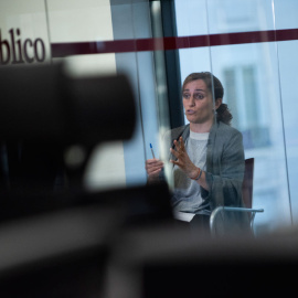 28/04/2021.- La candidata de Más Madrid a la Presidencia de la Comunidad, Mónica García, durante la entrevista con 'Público'. — Fernando Sánchez