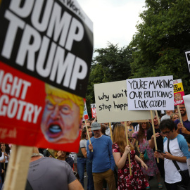 Manifestación contra Trump en Londres este jueves. REUTERS/Simon Dawson
