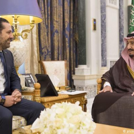 El rey Salman de Arabia Saudí y el exprimer ministro de El Líbano, Saad Hariri. REUTERS