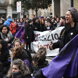 Concentración por el 8M en Vitoria. / Halabedi Irratia