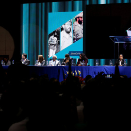 El líder de la guerrilla colombiana FARC, Rodrigo Londono, conocido como "Timochenko", habla en el Congreso Nacional de las FARC en Bogotá /REUTERS (Jaime Saldarriaga)