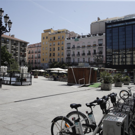 La plaza de Pedro Zerolo en Madrid antes de la instalación de la bandera. - Eduardo Parra / Europa Press