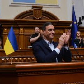 Sánchez promete apoyar a Ucrania "el tiempo que haga falta" ante el Parlamento en Kiev