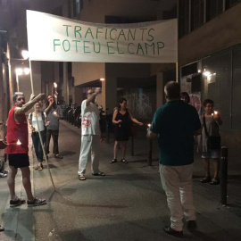 Veïns del Raval protesten contra els narcopisos.