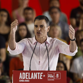 El presidente del Gobierno, Pedro Sánchez, durante su intervención en el acto de arranque de la campaña electoral del PSOE, este jueves en la Casa de Campo de Madrid