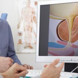 La mayoría de hombres acuden al urólogo cuando ya hay un problema