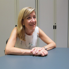 La alcaldesa de Vilanova i la Geltrú (Barcelona) y presidenta de la Associació de Municipis per la Independència (AMI), Neus Lloveras./ EP